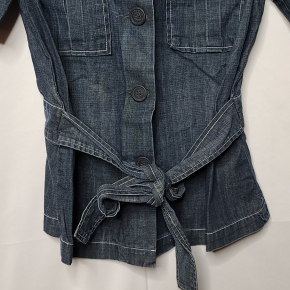 Lucky Brand button down denim jean shirt with belt - Picture 3 of 6